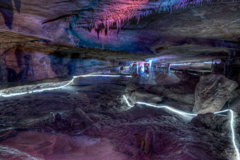 Raccoon Mountain Caverns