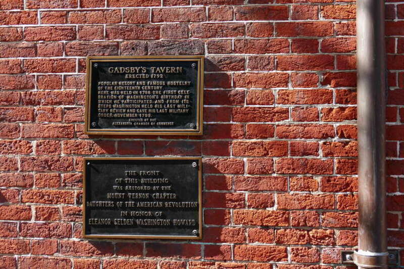 Sign at Gadsby's Tavern on Cameron Street and N Royal Street - Alexandria, Virginia, USA, 27.10.2017