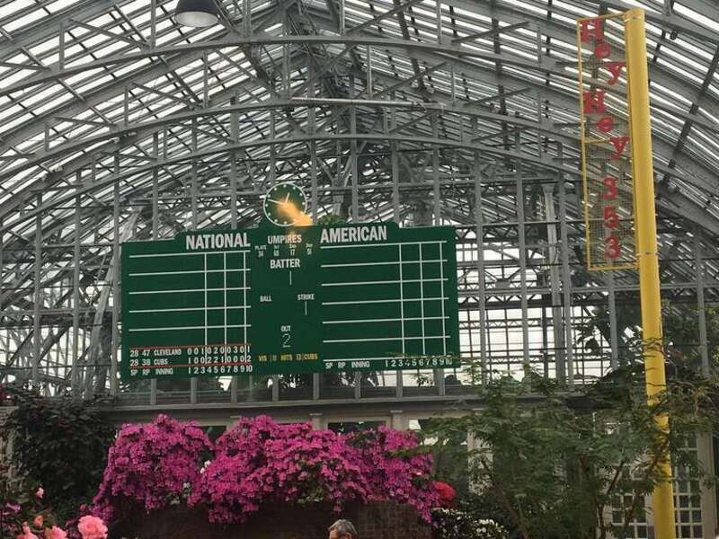 Scoreboard depicts game 7 of 2016 World Series.  What is erroneous about the depiction.