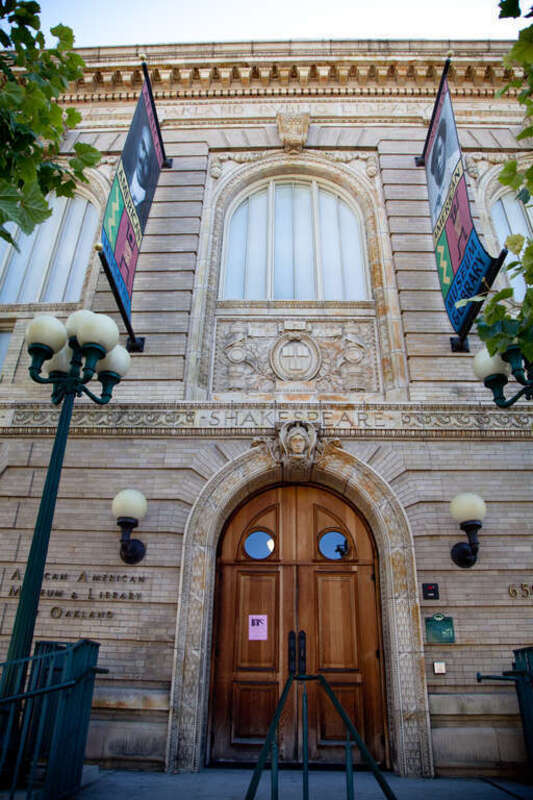 Oakland Public Library