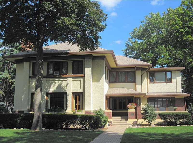 Arthur J. Dunham House (1907). Berwyn, IL.
Architects: Tallmadge &amp;amp; Watson.