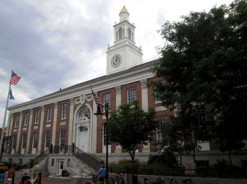 Burlington City Hall located at the corner of Church and Main Streets, east of City Hall Park, in Burlington Vermont, was built in 1928 in the Neoclassical style with Georgian aspects, and was designed by W. M. Kendall of McKim, Mead &amp;amp; White.  It
