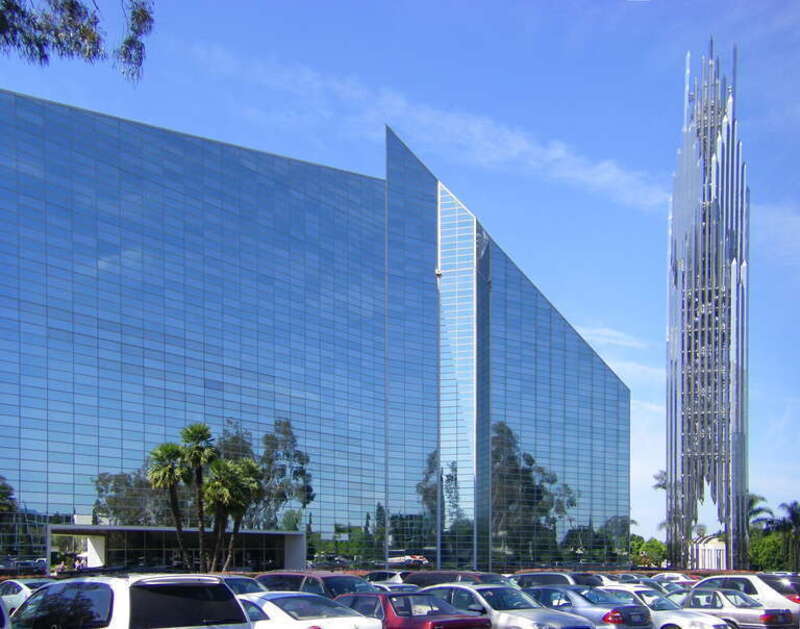 Crystal Cathedral in Garden Grove (near Anaheim/Los Angeles) with its spire. View from NE.