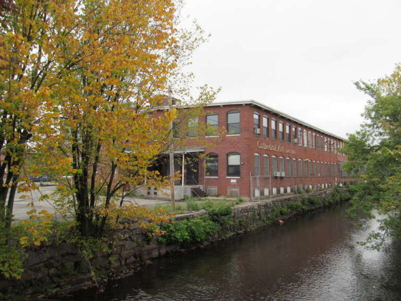 Earnscliffe Woolen-Paragon Worsted Company Mill Complex, Providence Rhode Island