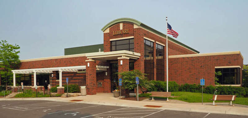 Edina Library, 5280 Grandview Square, Edina, Minnesota, USA.  Viewed from the west.