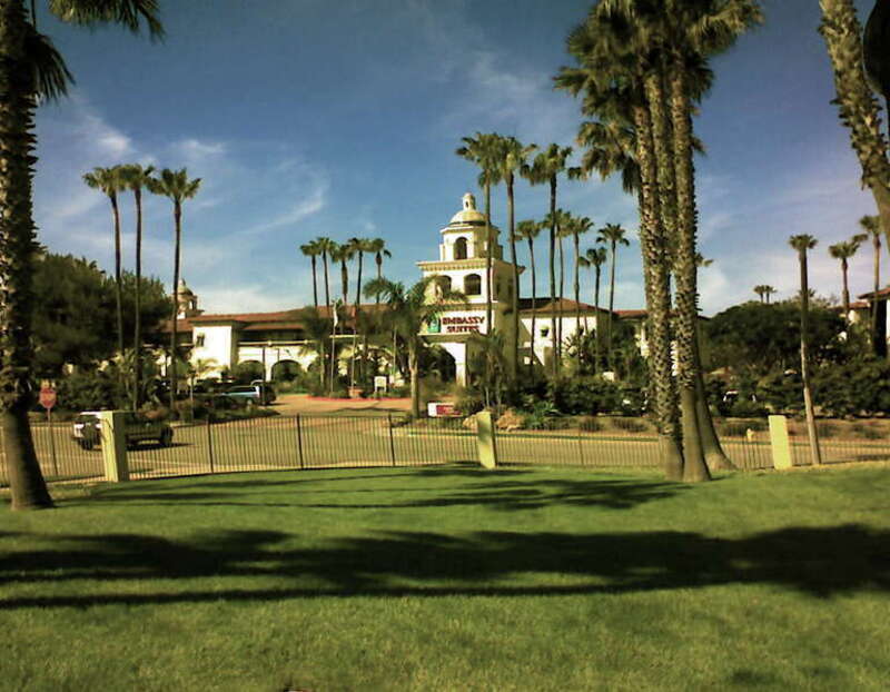 Embassy Suites on a Sunday Morning in May 2009, Oxnard, CA, USA
