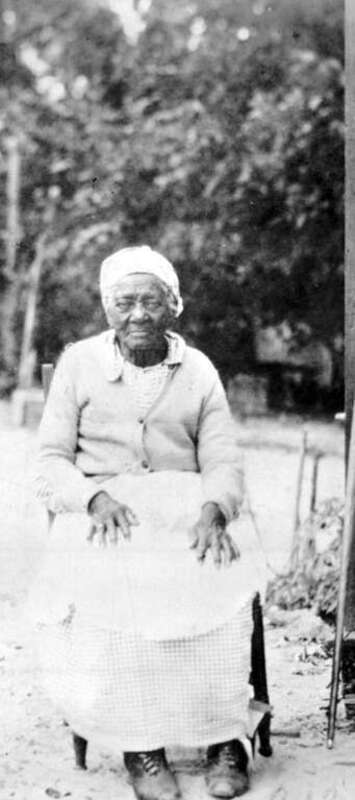 Local call number: N048492
Title: Former slave at Kingsley Plantation: Fort George Island, Florida 
Date: ca. 1900
Physical descrip: 1 photonegative; b&amp;amp;w; 5 x 4 in.
Series Title: General collection
Repository:  State  Library and Archives of