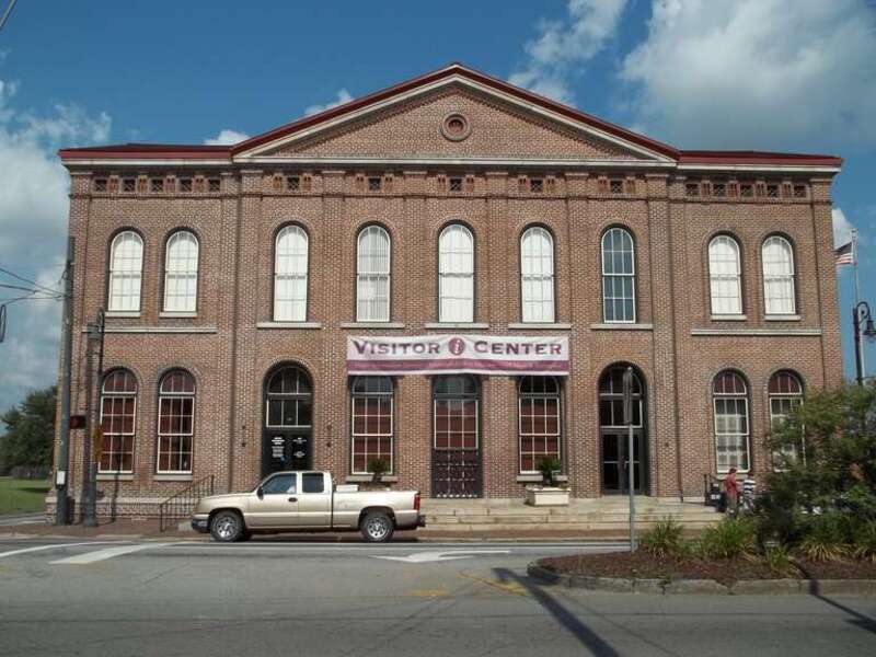 Savannah, Georgia: Central of Georgia Depot and Trainshed, now the Savannah Visitor Center