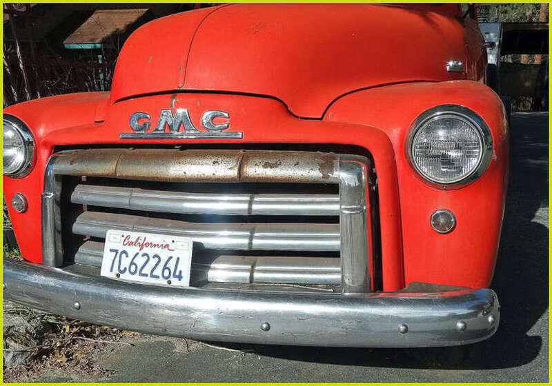 (1 in a multiple picture set)
I love the old steel vehicles with massive amounts of chrome in their grills.  Found this one in Idyllwild, CA.