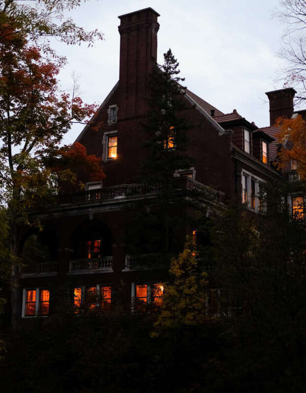 Glensheen Mansion at nightGlensheen Historic Estate museum
Duluth, Minnesota, USA