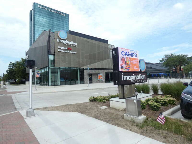 Photo showing the front entrance to the Imagination Station with the newly included KeyBank Discovery Theater at 1 Discovery Way, Toledo, Ohio.