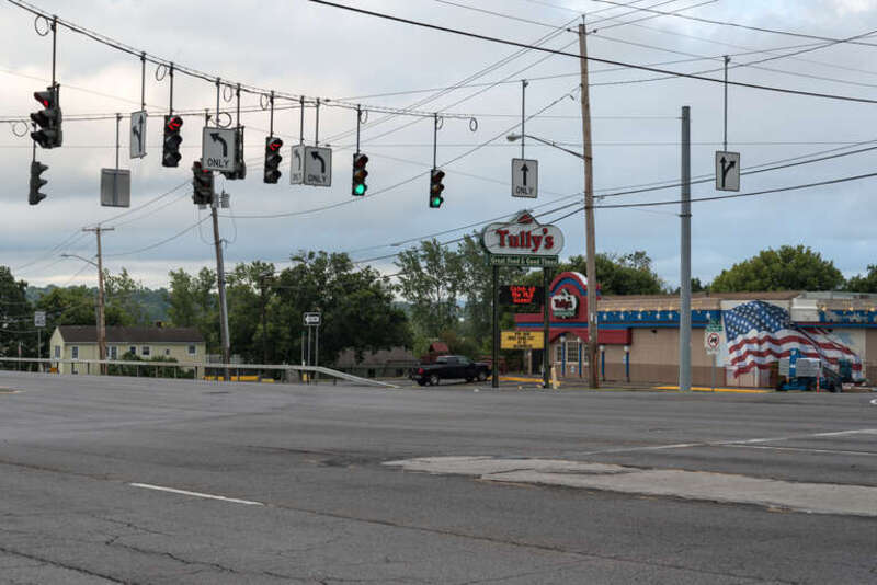 Intersection - Liverpool, New York, USA - August 12, 2015