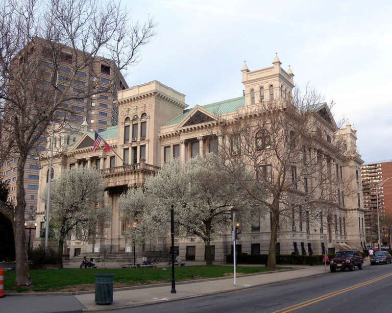 Looking northeast across Montgomery St at City Hall in the afternoon.