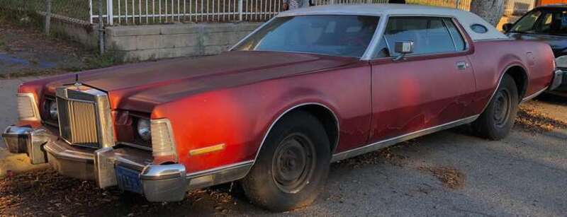 Lincoln Continental Mark IV COUPE