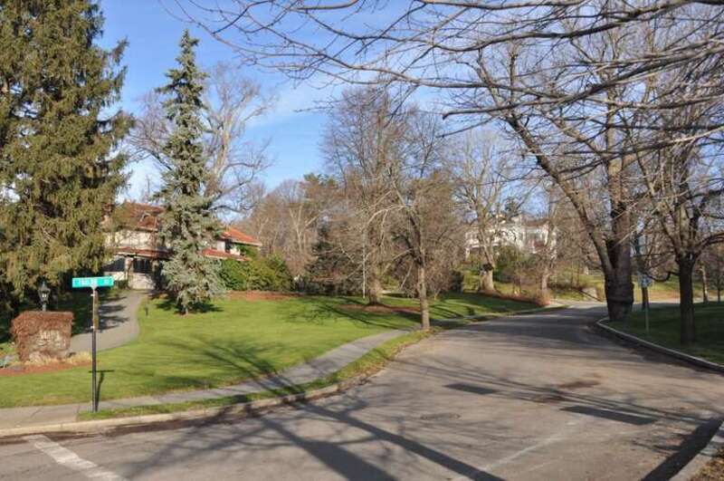 Farlow Road in the Farlow Hill Historic District in Newton, Massachusetts.