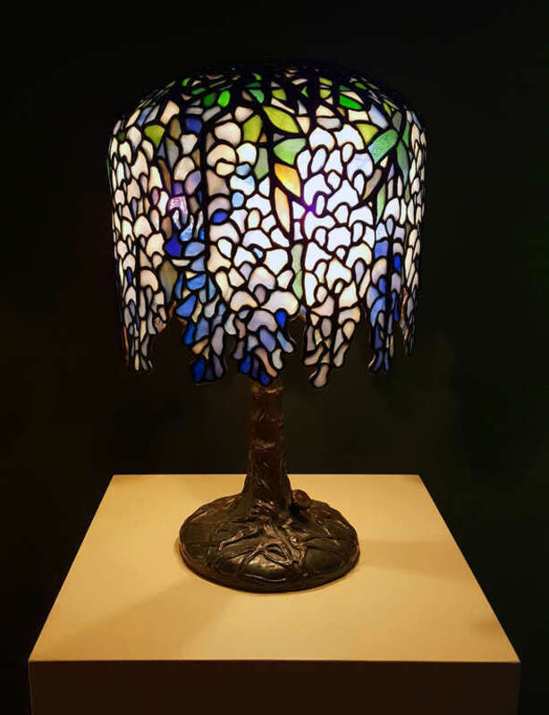Pony wisteria lamp - Cleveland Museum of Art