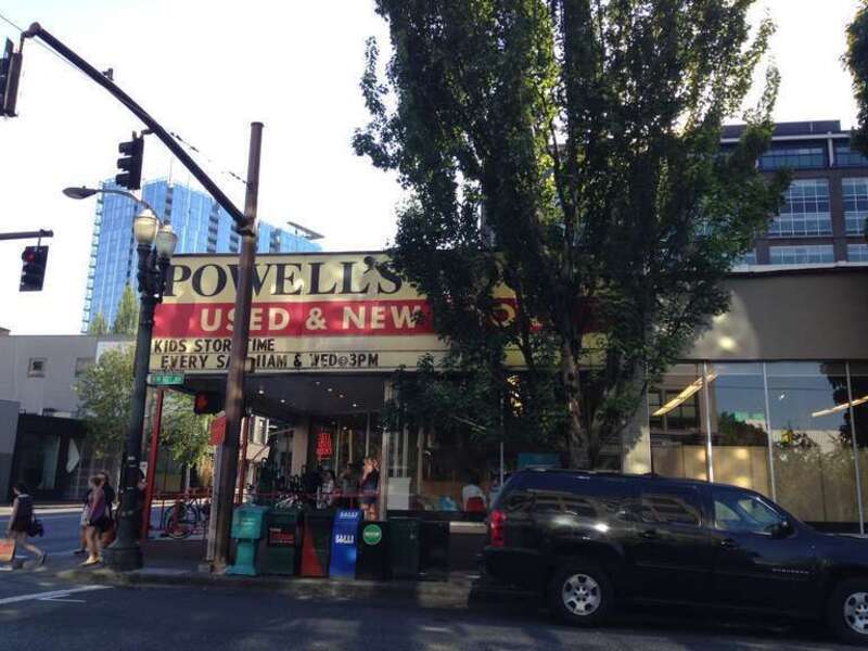The entry to Powell's Books at NW 10th and 11th Avenues and between W. Burnside and NW Couch Streets.