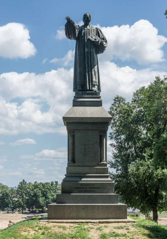 Statue of Thomas Church Brownell at Trinity College, Hartford, Connecticut. Designed by Chauncey Ives. Foundry: Ferdinand von Miller of Munich. Taken 2016.
