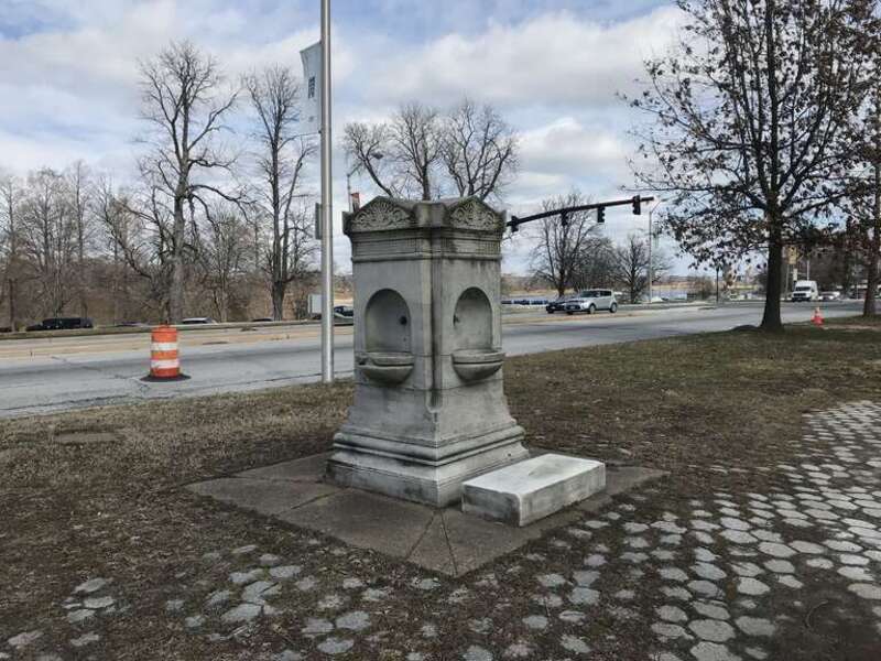 Photograph by Eli Pousson, 2019 March 4.