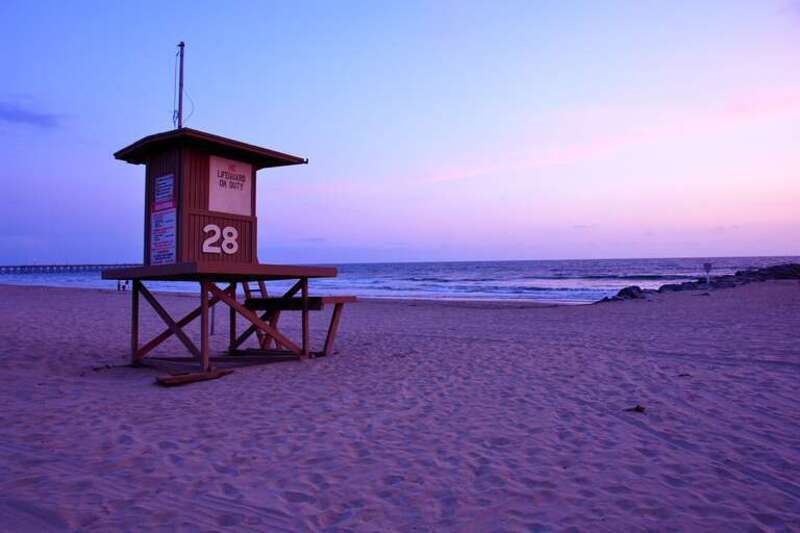 Sunset at Newport Beach (Lifeguard Tower)