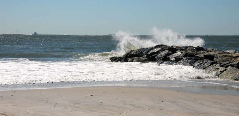 Hurricane Dorian waves on Long Island