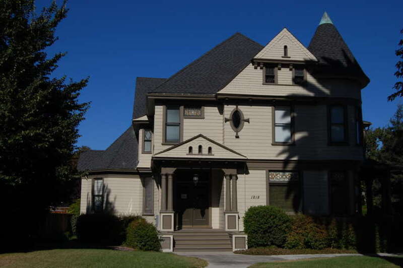 Dunne Mansion. Queen Anne style. Built circa 1893. 1818 The Alameda. San Jose, California, USA