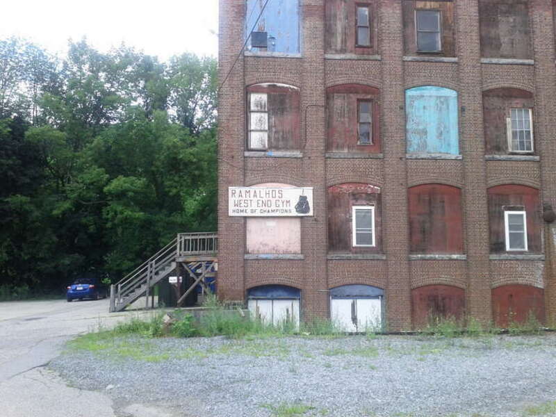 West End Gym: Gym scenes for &quot;The Fighter&quot; were shot here