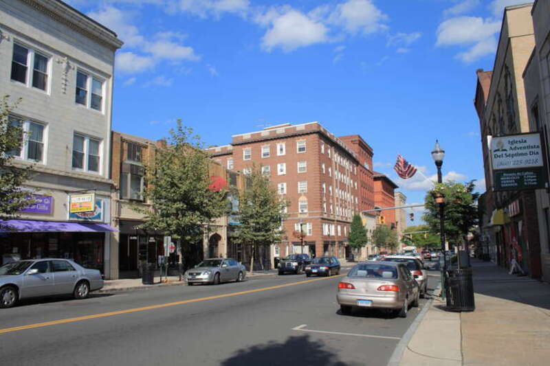 Eastward down West Main Street in New Britain Connecticut

Camera location41° 40′ 02.7″ N, 72° 47′ 01.76″ W View this and other nearby images on: OpenStreetMap 41.667418;  -72.783823