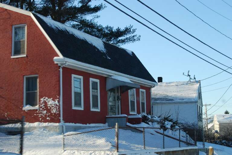 Historic House at 33 Plain Street, Taunton, Massachusetts