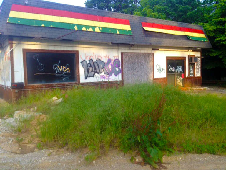 Abandoned gas station just outside of Bloomington, Indiana (United States)