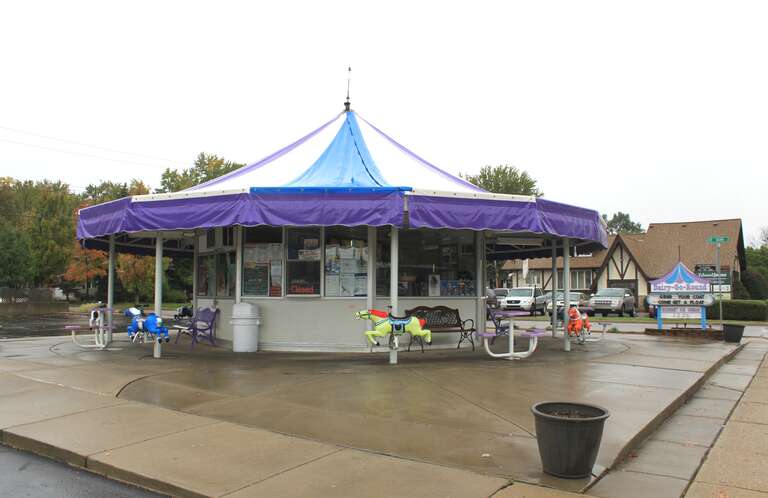 Dairy-Go-Round, 1126 South Main Street, Plymouth, Michigan