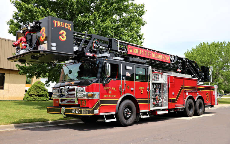 Wichita, Kansas Fire Department's NEW Truck 3 a 2018 Pierce Velocity 100' Aerial Platform Ladder

Picture ID# 7880