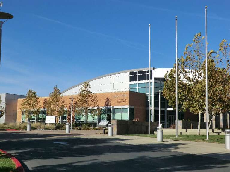 Folsom Lake College  3511