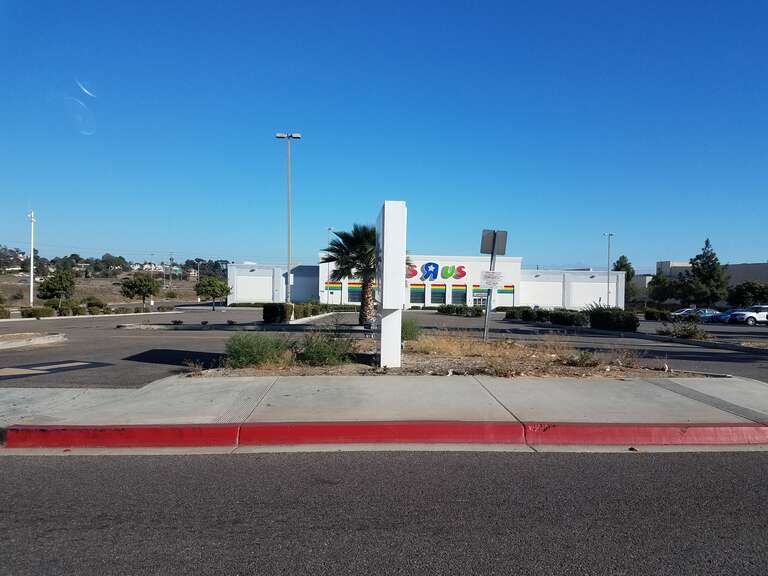 Closed ToysRUs in National City, California after the company declared bankruptcy.