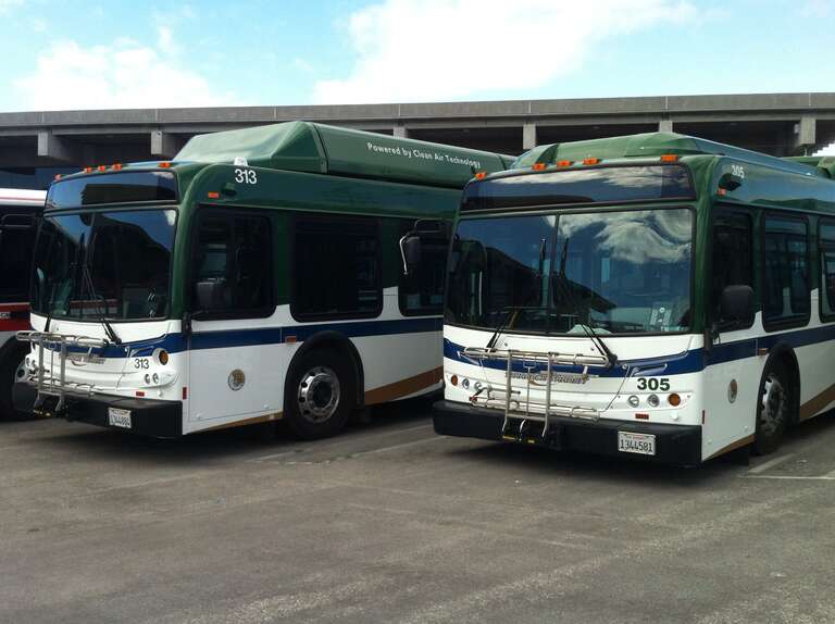 New Flyer GE40-LFR &amp;amp; C40-LFR