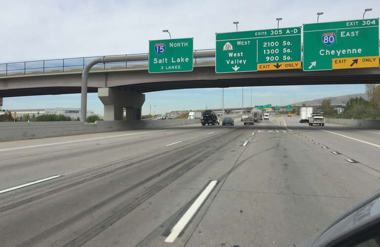 View north along Interstate 15 at Exit 304 (Interstate 80 east) in South Salt Lake, Utah