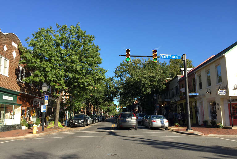 View east along Virginia State Route 7 (King Street) at Fayette Street in Alexandria, Virginia