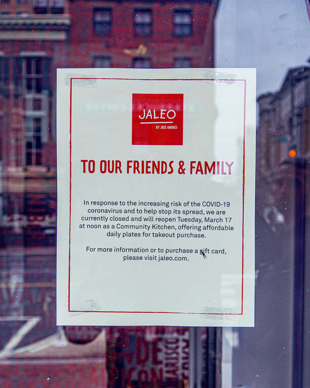 2020.03.16 DC People and Places in the Age of Coronavirus, Washington, DC USA 076 05015