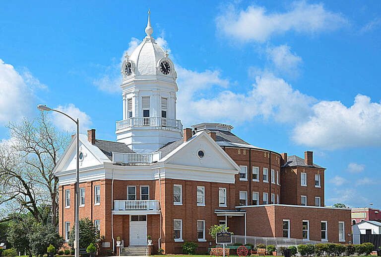 Alabama-Monroe County Courthouse retired
