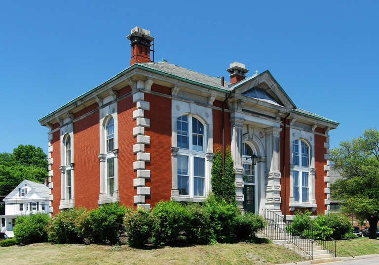 Former library, Braintree, Massachusetts