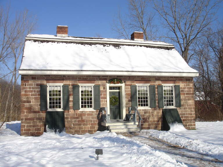 I took this photo of the Campbell-Christie House myself on December 22, 2008.