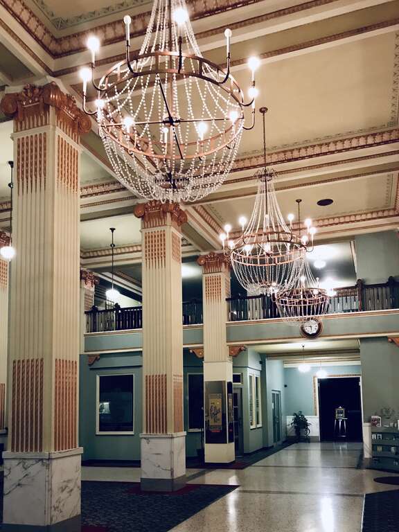 Finlen Hotel interior lobby as it appeared in January 2020.  Butte, Montana, USA.  (aka “Butte, America”). The Finlen has been restored to resemble its original appearance from when it was built in 1924. From the facility’s website: “ In 1924, the