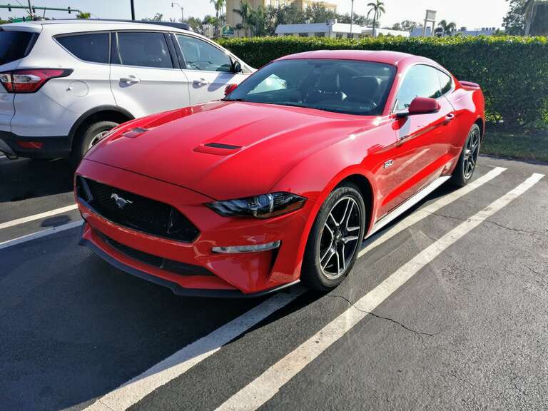 Форд Мустанг GT 2017 с 5 литровым двигателем