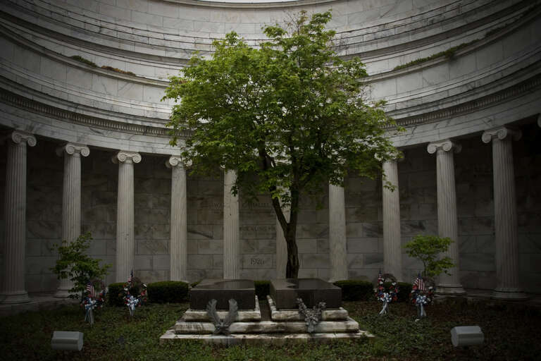 Harding Tomb, Marion Cemetery Marion