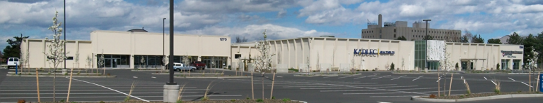Kadlec Healthplex in Richland, Washington. Panorama used File:Kadlec Healthplex, 1 of 2.jpg and File:Kadlec Healthplex, 2 of 2.jpg.