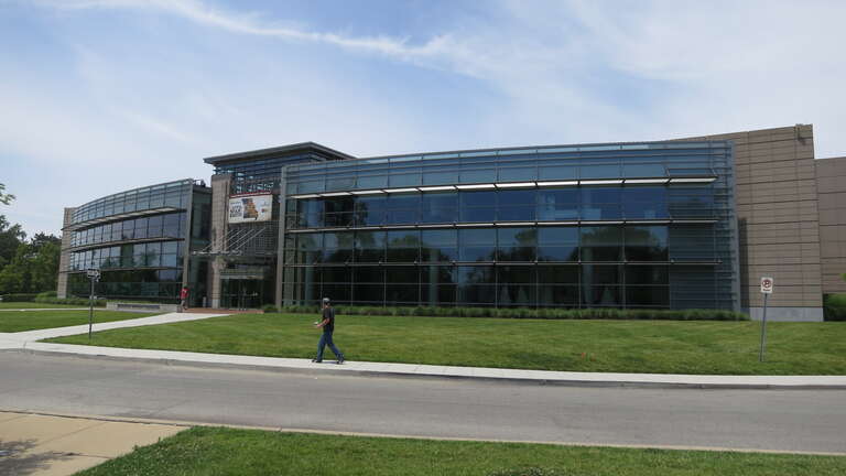 Parkside entrance to the Missouri History Museum.