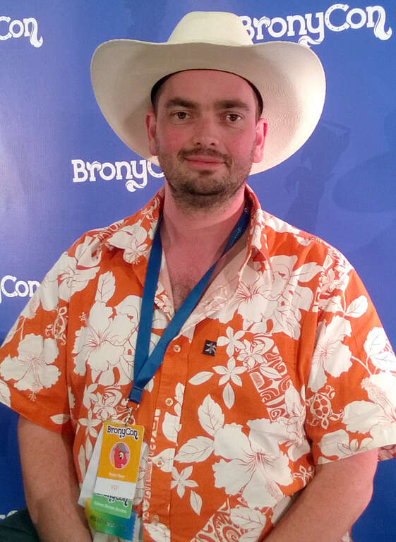 Image taken at Bronycon 2014 of actor Peter New.