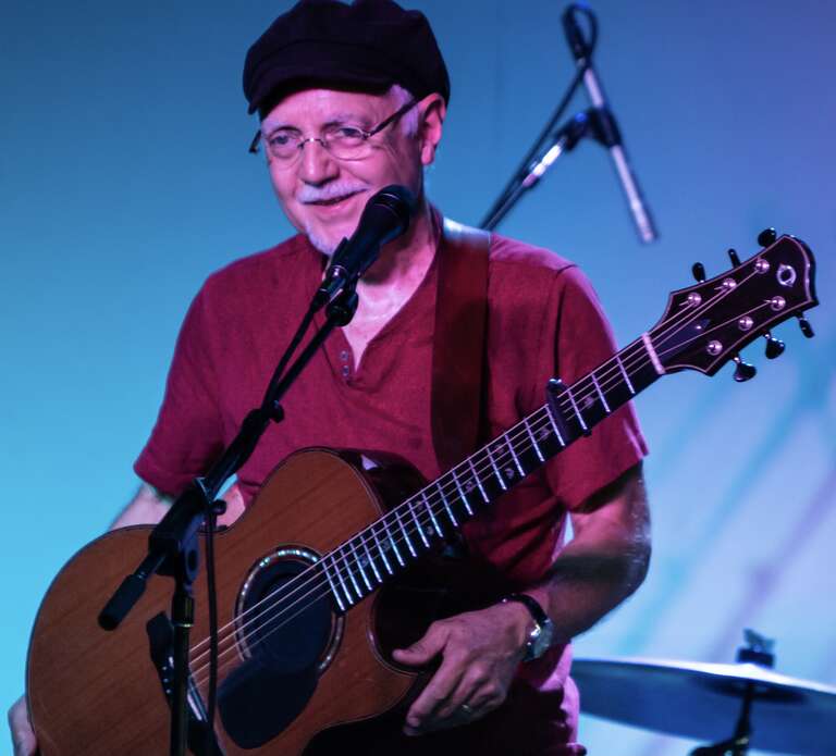 Christian musician, Phil Keaggy, performing at the Yellow Cab Tavern (Dayton, Ohio) in 2019