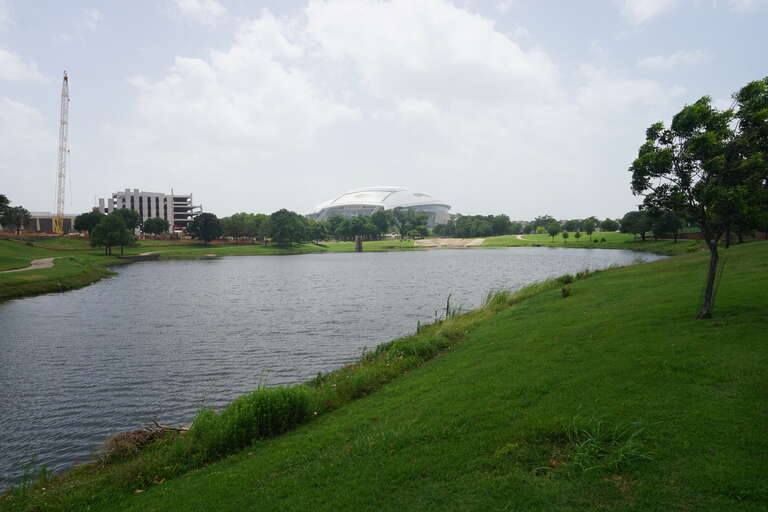 Johnson Creek at Richard Greene Linear Park in Arlington, Texas (United States).