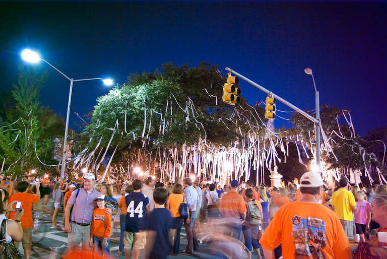 Rolling Toomer's Corner, an Auburn University tradition after a sports win.  Another shot from my most recent photo assignment. Read more about the whole experience here.
War Eagle!